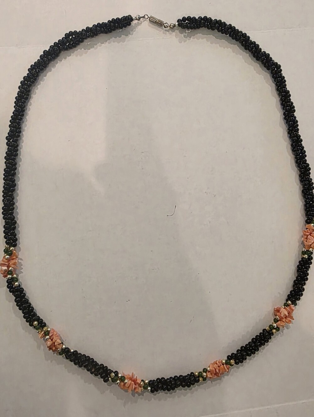 Vtg Twisted Bead Onyx, Coral Chips, Jade& Gold Beads 15" Necklace 7" Bracelet